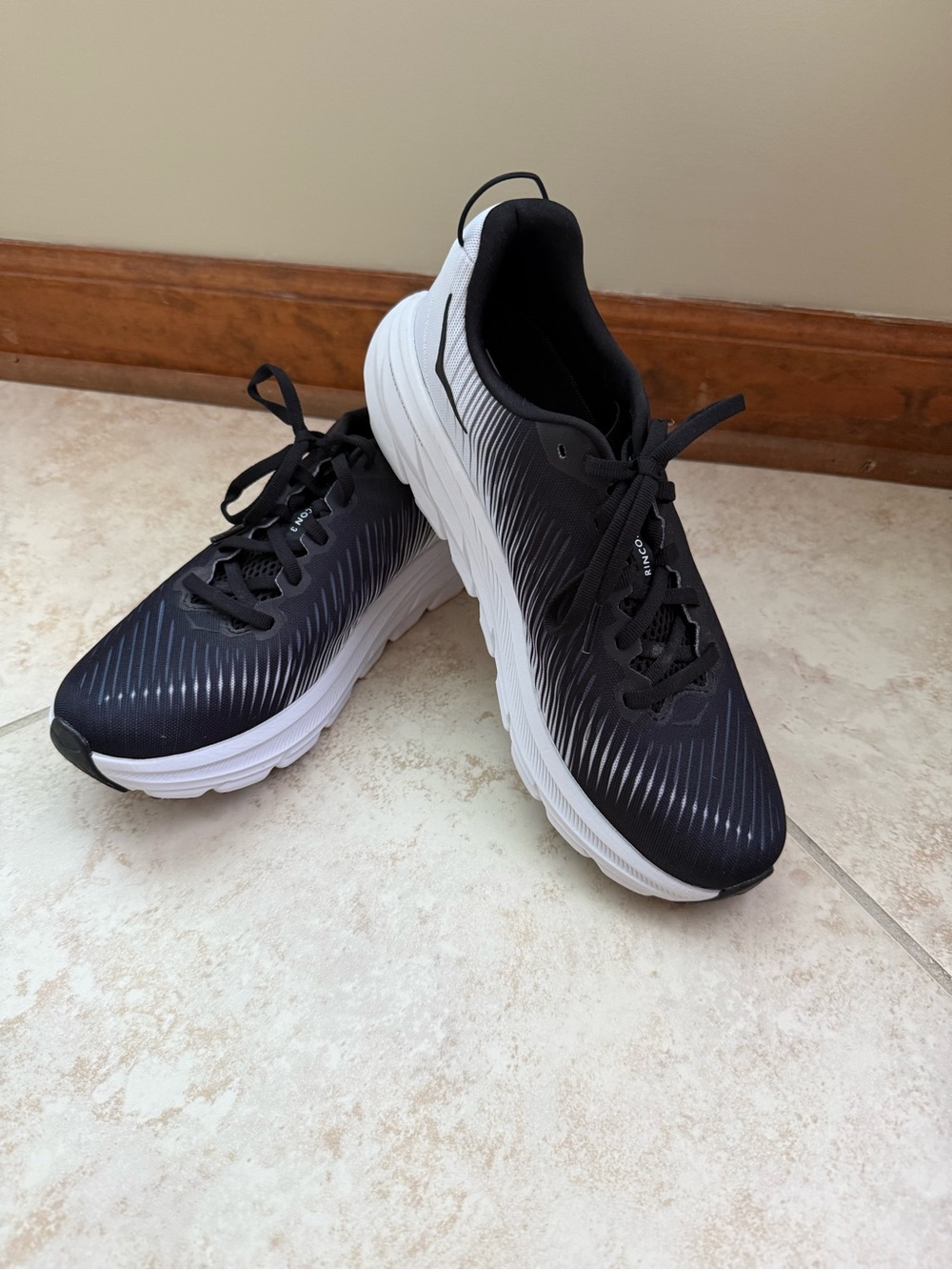 HOKA Rincon 3 Women’s Running Shoes Dark Navy White Size 9